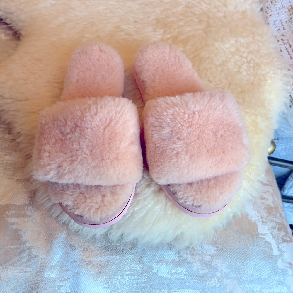 SOVA by SLPR Sheepskin‎ Slipper - Size 6